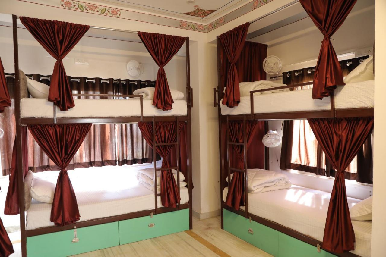 Hostel Funky Bunky Удайпур Екстер'єр фото