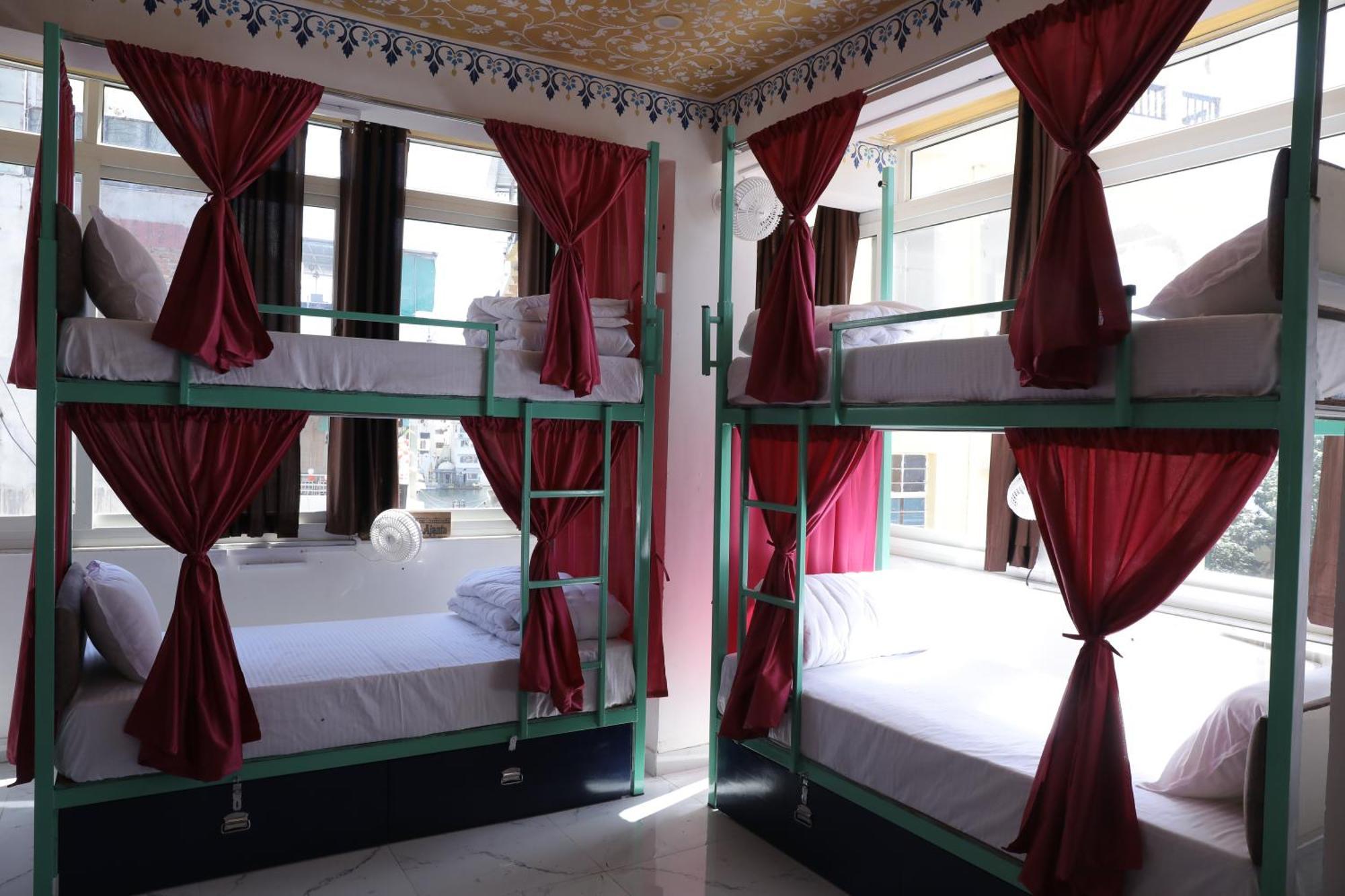 Hostel Funky Bunky Удайпур Екстер'єр фото