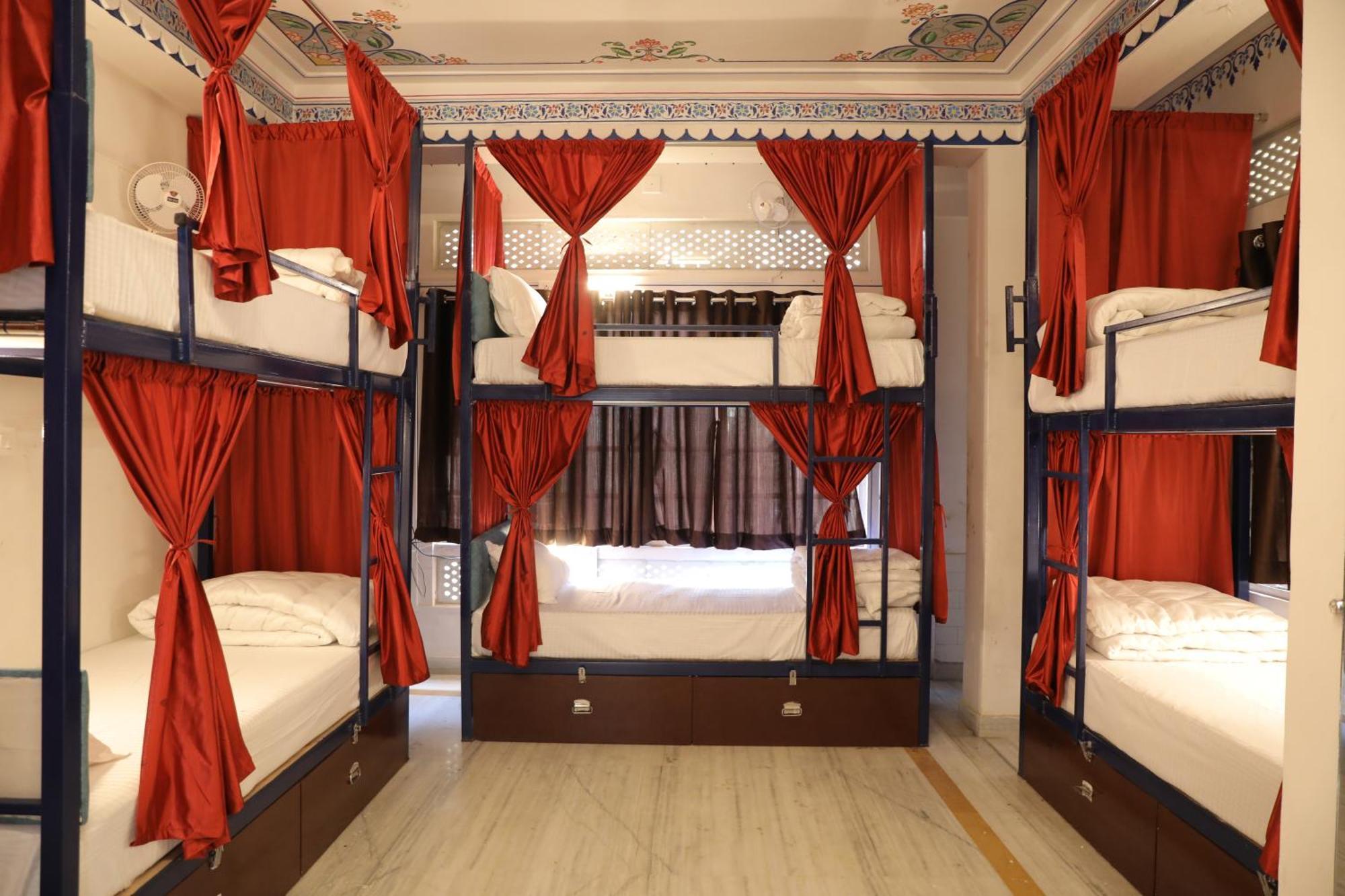 Hostel Funky Bunky Удайпур Екстер'єр фото