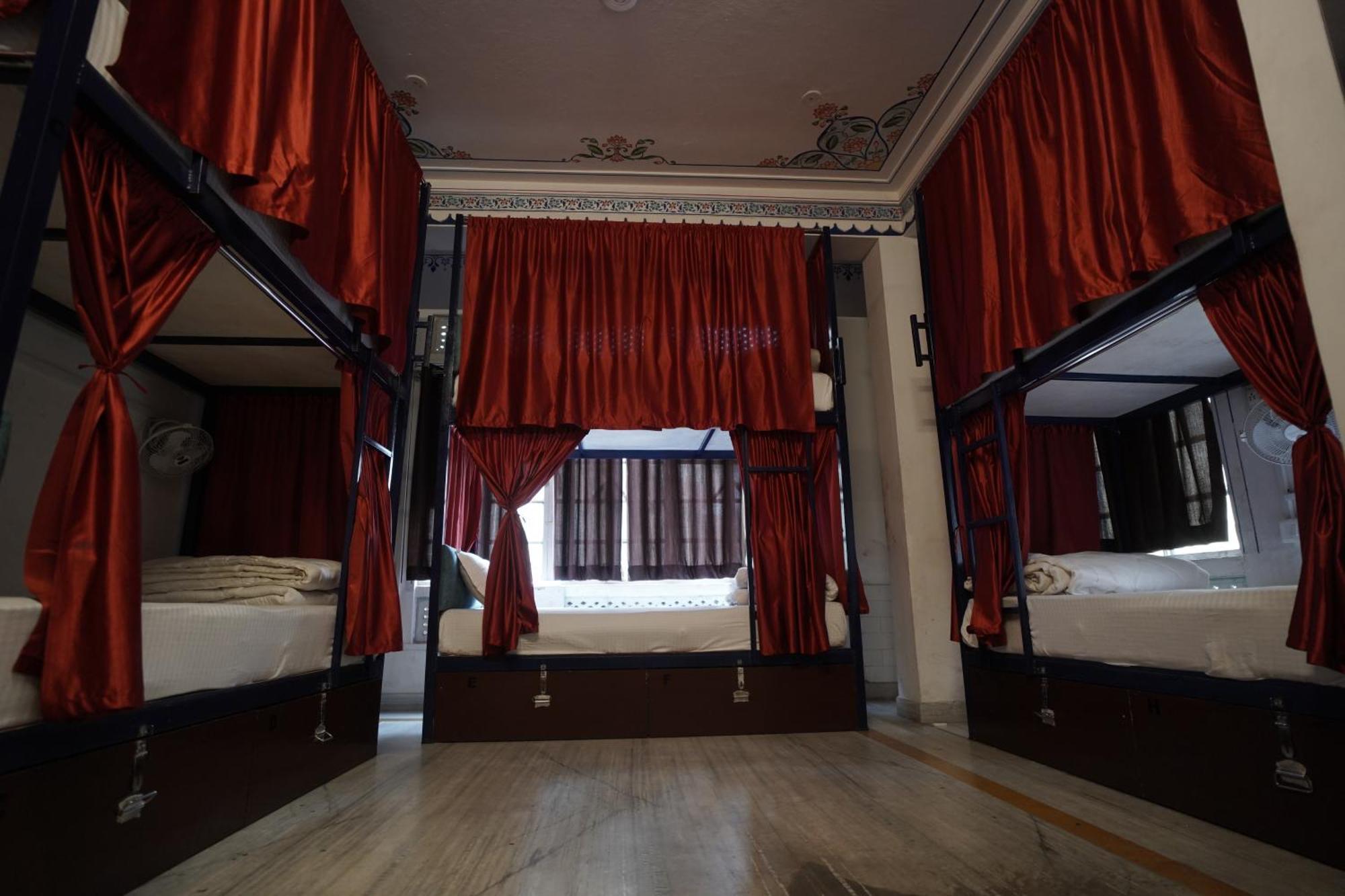 Hostel Funky Bunky Удайпур Екстер'єр фото